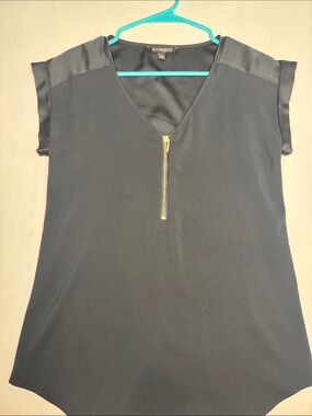 Express Black V-Neck Short Sleeve Top with Gold Zip